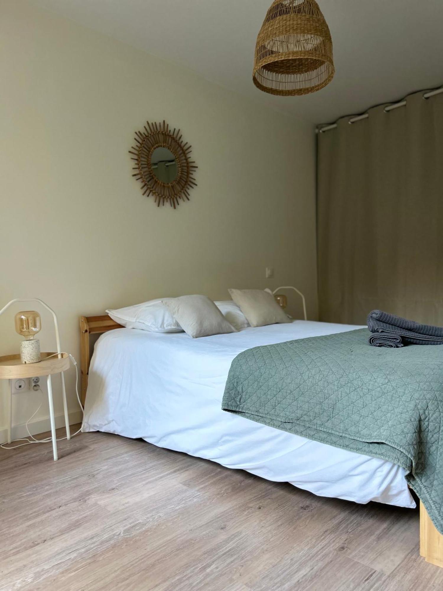 Le Patio : Appartement Chic 3 Chambres Au Coeur De Pau Eksteriør bilde